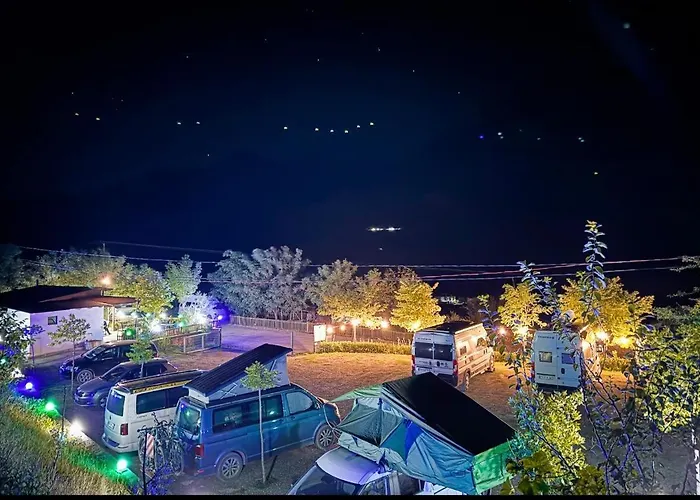 Campsite Camping Koman